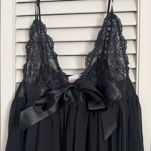 2005 Y2K Victorias Secret Elegant Black Lace Babydoll SZ M